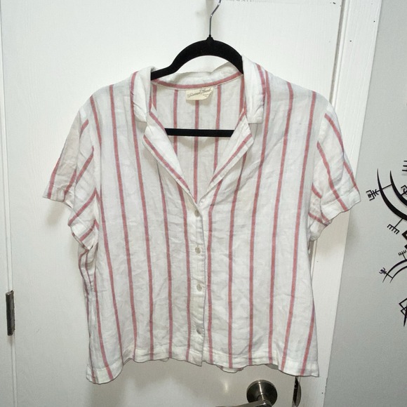 Universal Tops - Universal Threads Linen Blend Cropped Button Front Top‎ Short Sleeve Shirt